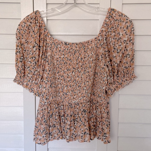 On or off the shoulder floral top - Picture 4 of 4